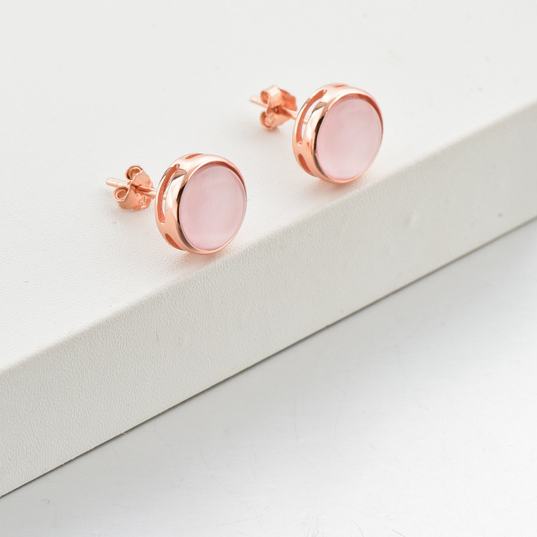 Inurere Lewa Rose Gold Earrings